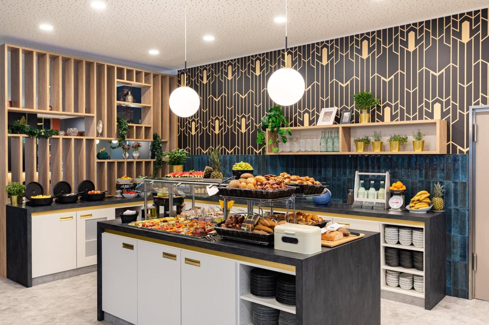 Holiday Inn - The Niu, Flower Konstanz By Ihg Εξωτερικό φωτογραφία