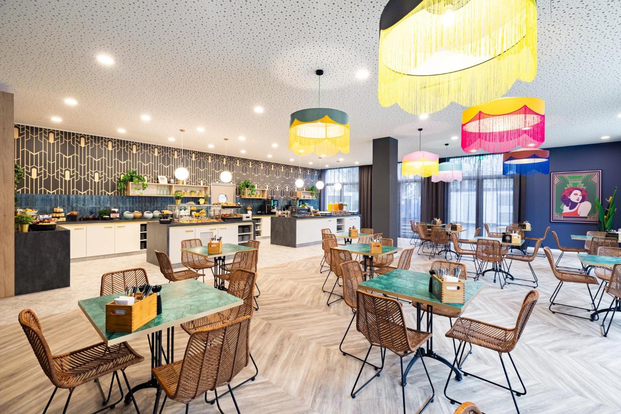 Holiday Inn - The Niu, Flower Konstanz By Ihg Εξωτερικό φωτογραφία
