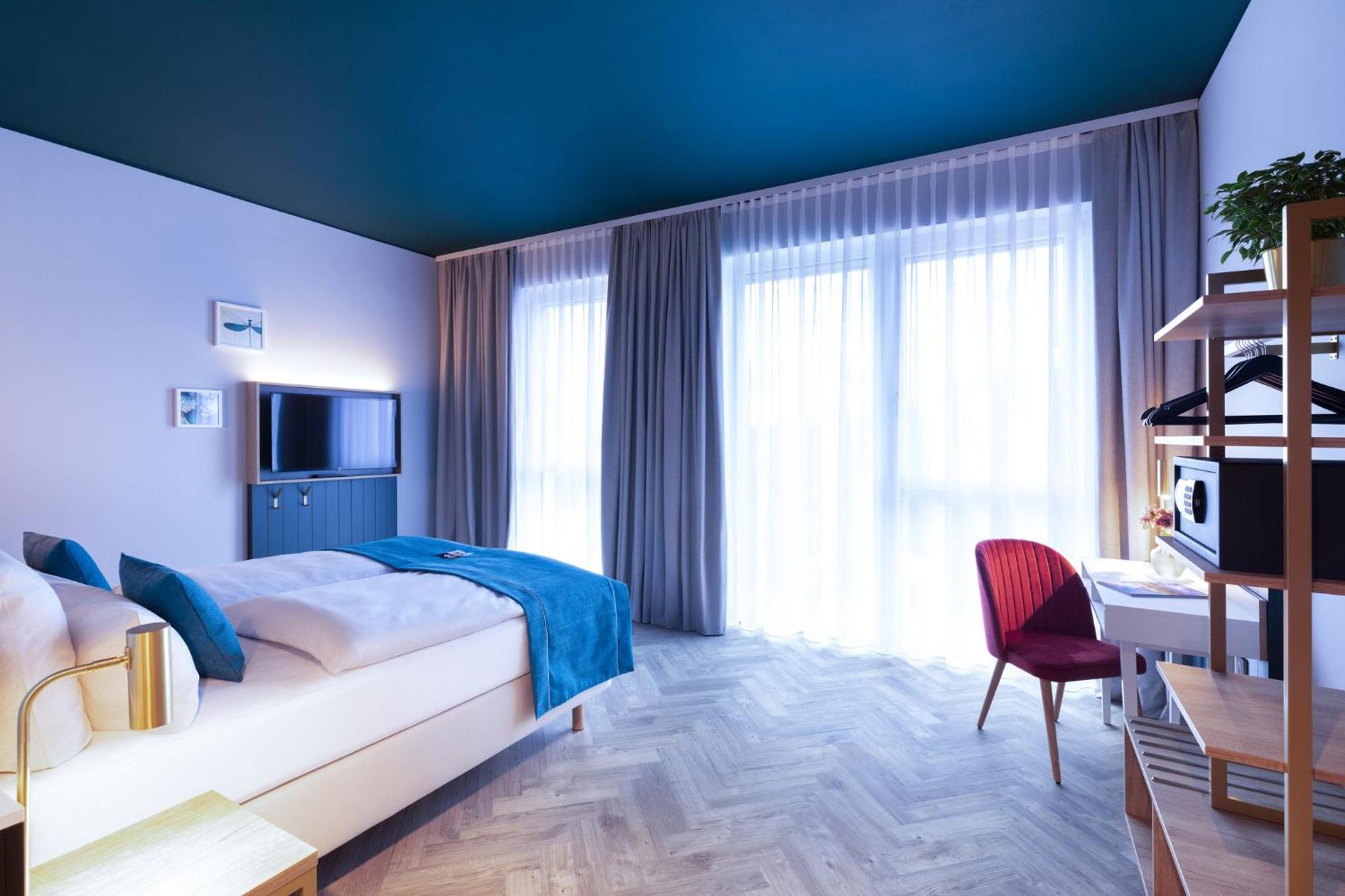 Holiday Inn - The Niu, Flower Konstanz By Ihg Εξωτερικό φωτογραφία